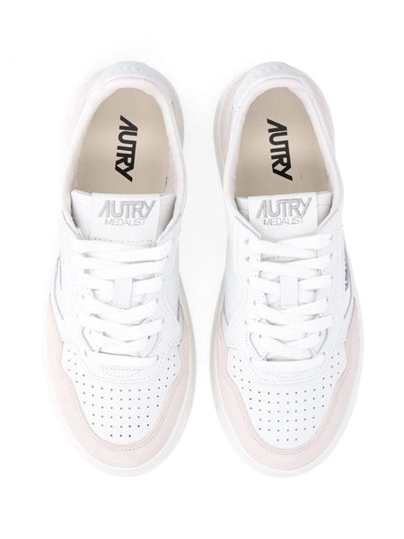 Sneaker "Medalist Low"