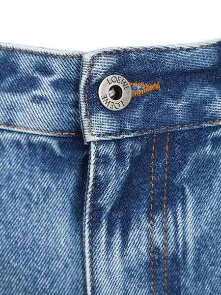 Pantaloni con spacco