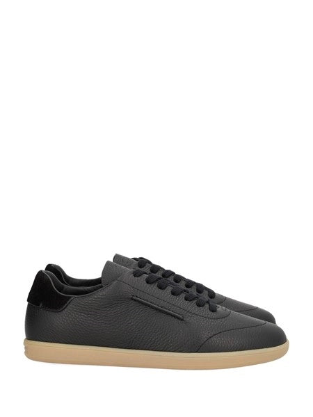 Sneaker 232