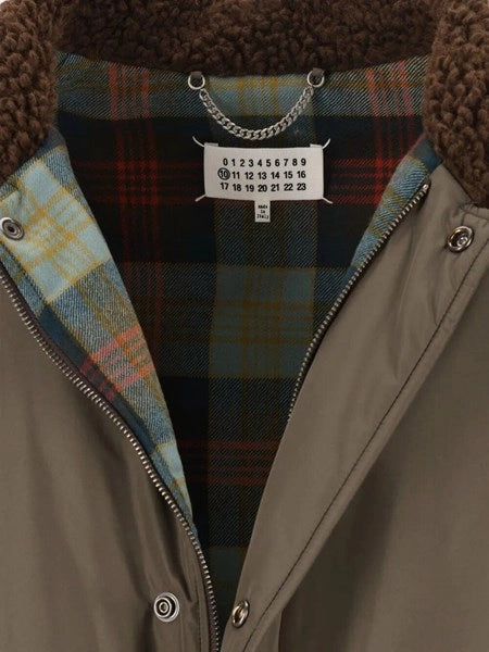 Parka con collo morbido