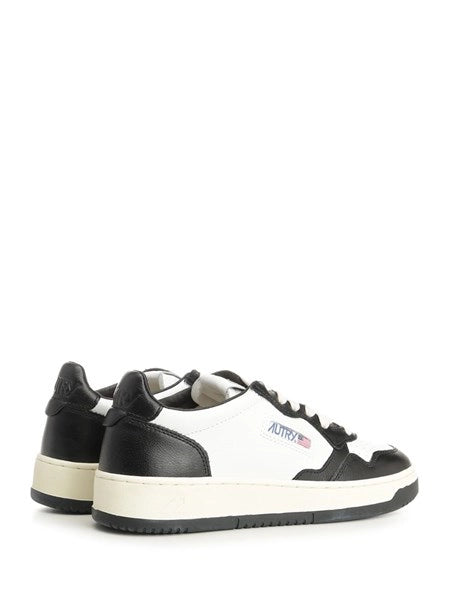Sneakers Medalist Low