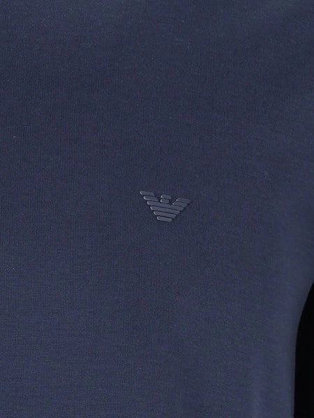 T-shirt Travel Essential