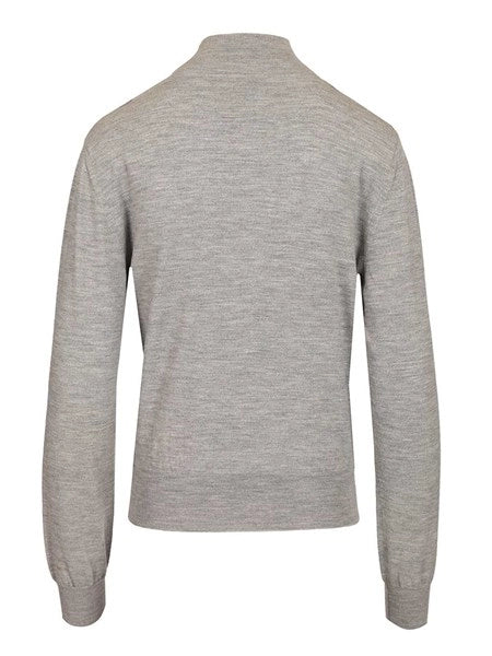 Pullover a collo alto in misto lana drappeggiato