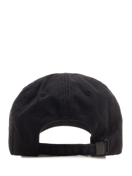 Cappellino nero con logo