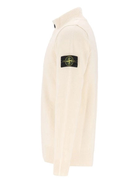 Maglione con zip corta