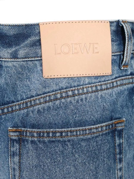 Pantaloni con spacco