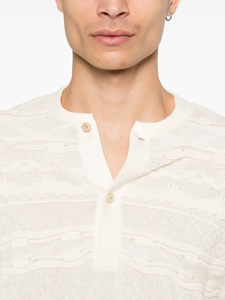 Maglione con collo serafino