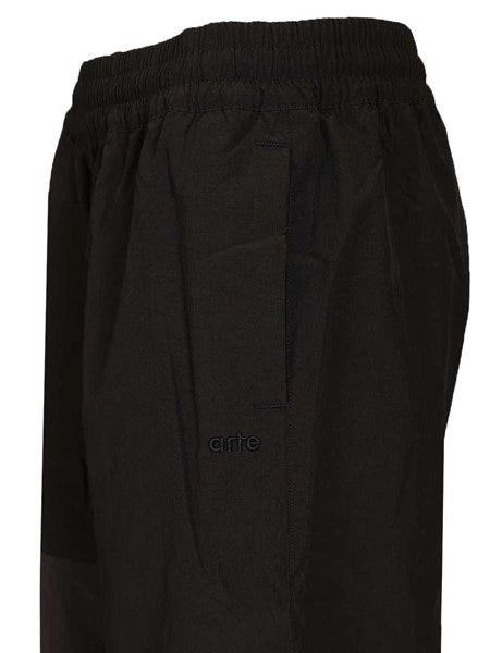 Pantaloni della tuta