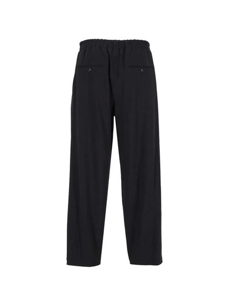Pantaloni a una pince