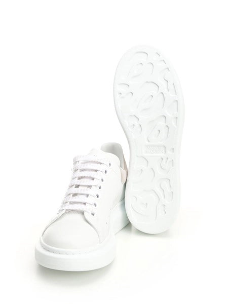 Sneaker "Oversize"