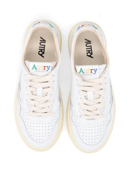 Sneaker "Medalist Low"