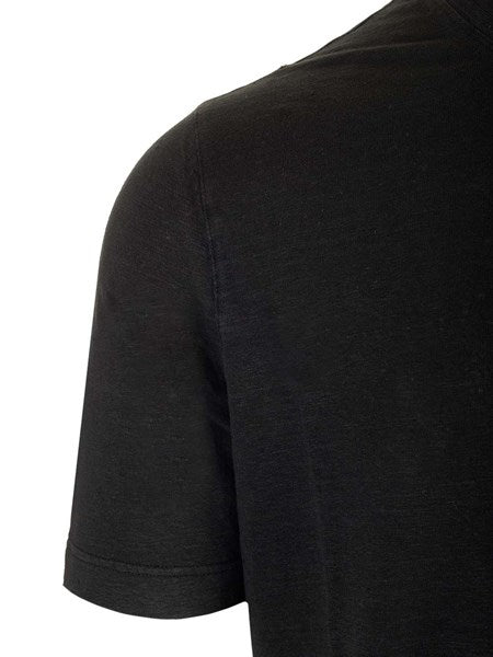 T-shirt nera in lino