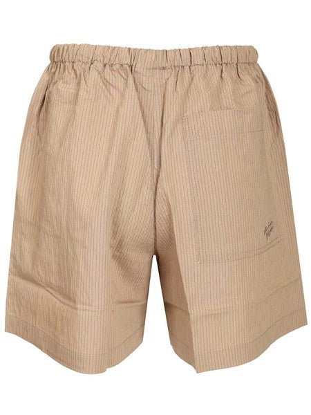 Pantaloncini a righe