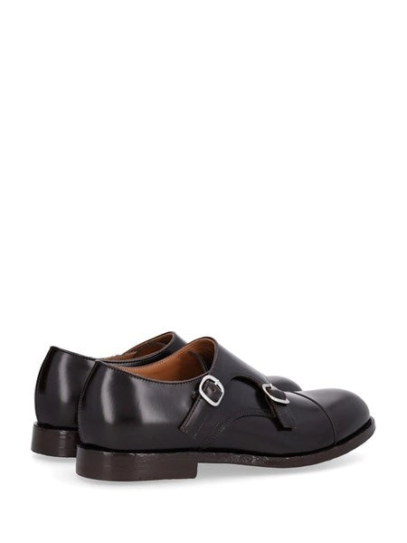 Scarpa doppia fibbia in pelle di cervo