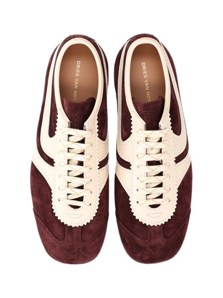 Sneakers in pelle scamosciata con finiture in pelle