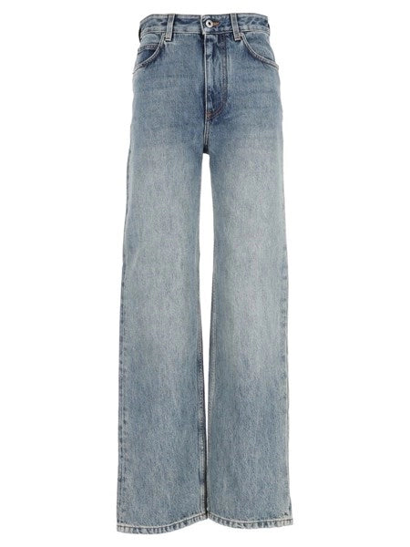 Jeans in denim