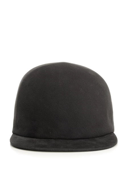 Cappello con frontino