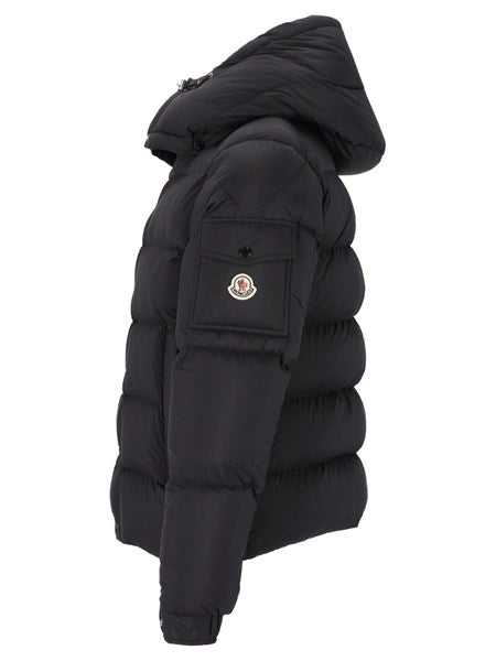 Piumino corto Moncler Maya 70 con cappuccio