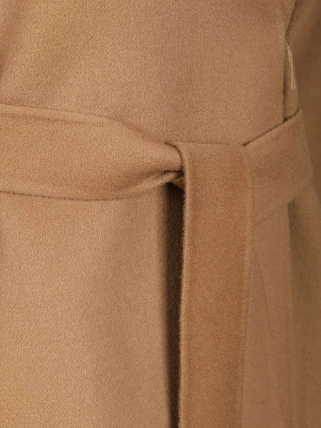 Cappotto modello cardigan