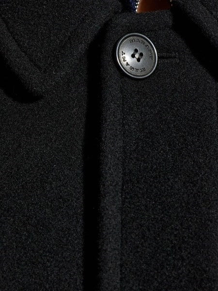 Cappotto con bottoni