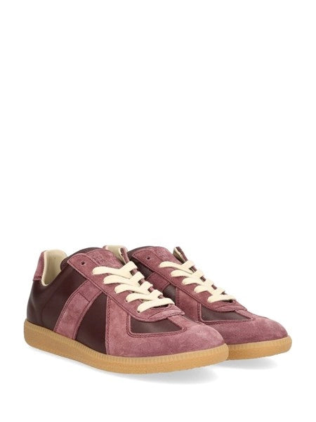 Sneakers "Replica"