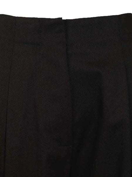 Pantaloni con pence
