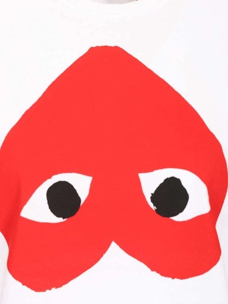 T-shirt con stampa cuore