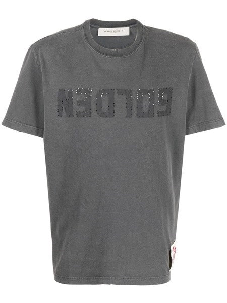 T-shirt distressed