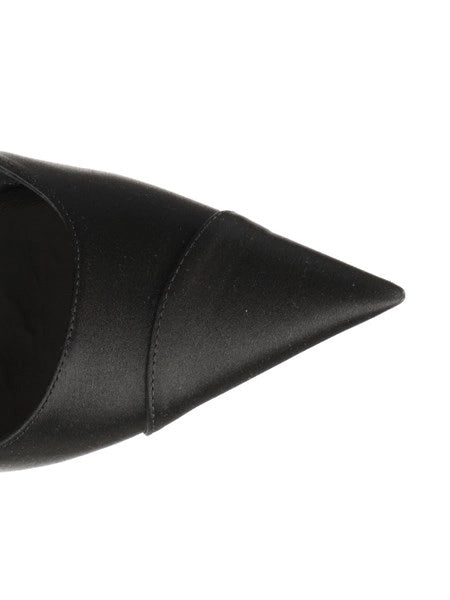 Décolleté Brigitte in raso nero