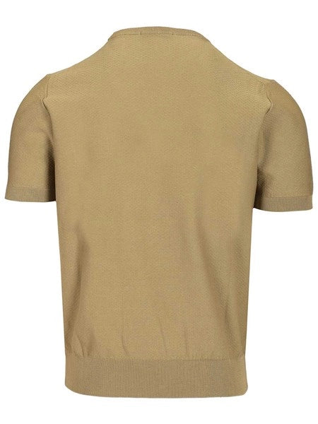 T-shirt trama