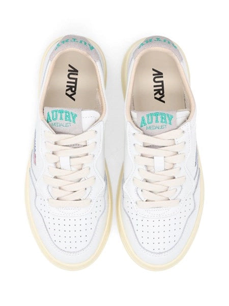 Sneaker "Medalist Low"