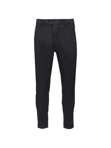 Pantaloni chino