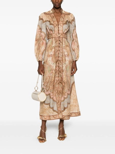 Abito midi scollato Wanderlust in Tapestry