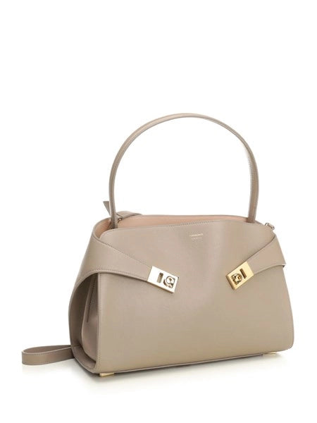 Borsa a spalla "Hug soft"
