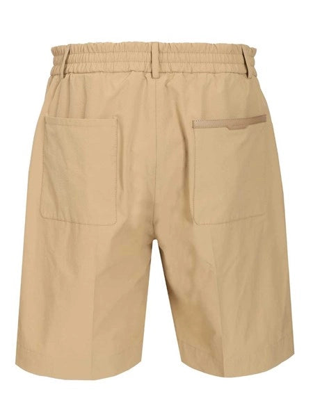 Shorts in seersucker