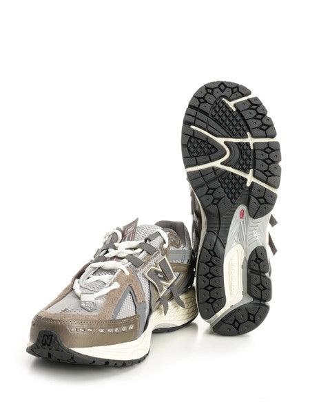 sneaker U1906A
