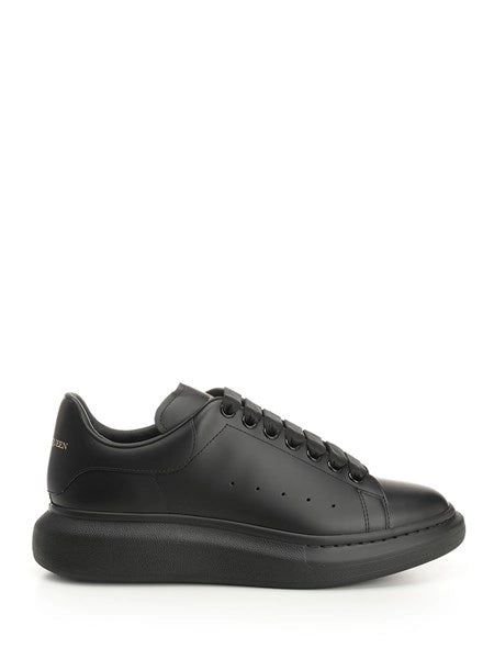 Sneaker "Oversize"
