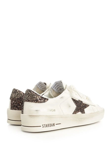 Sneaker "Stardan" in pelle bianca e stella glitterata