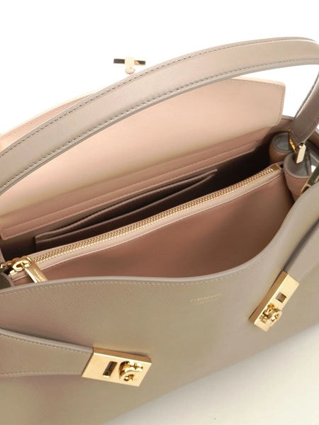 Borsa a spalla "Hug soft"