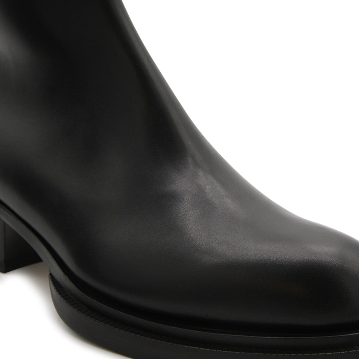 BLACK LEATHER BOOTS