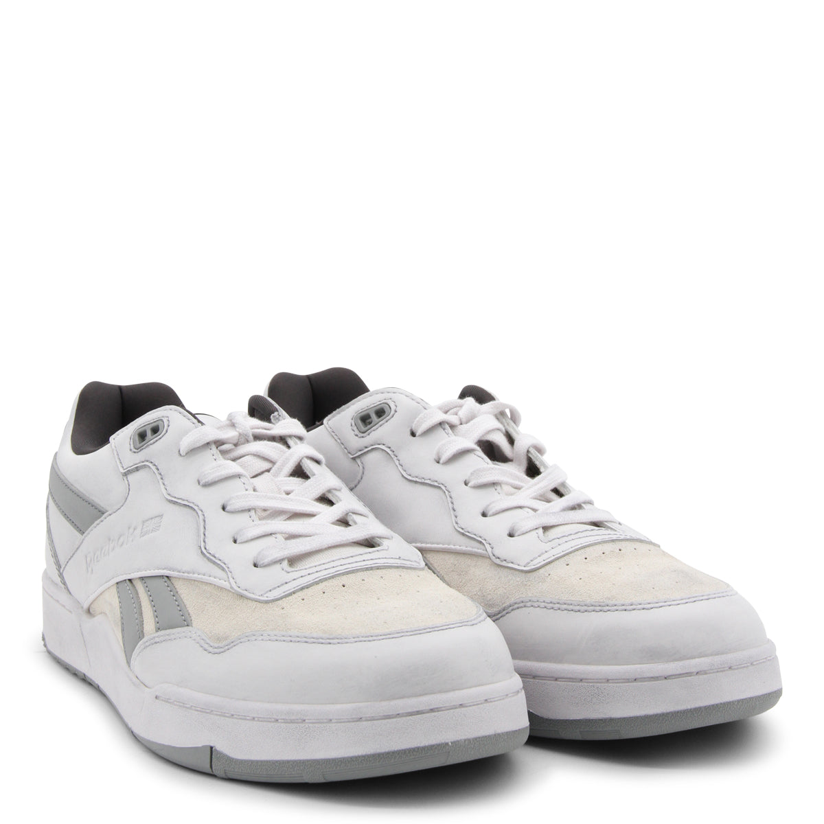 WHITE LEATHER SNEAKERS