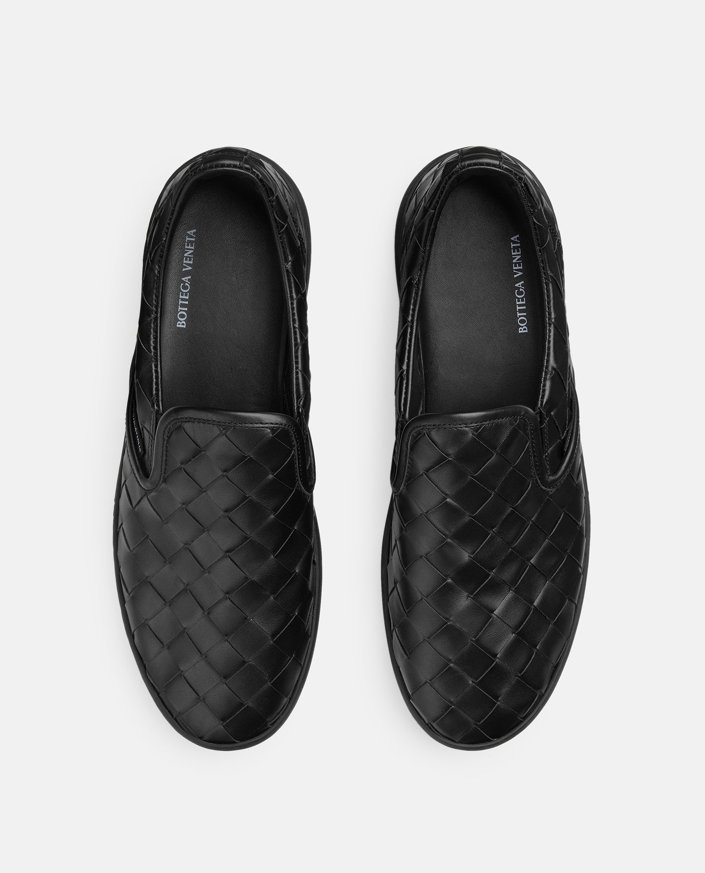 SNEAKER SAWYER