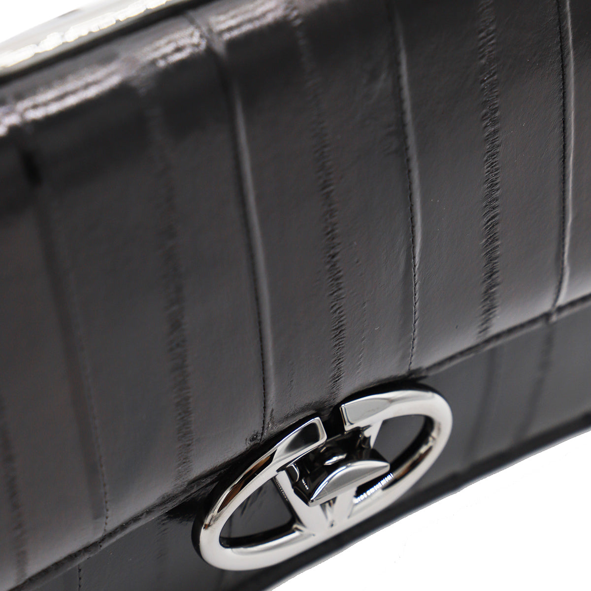 BLACK LEATHER SHOULDER BAG