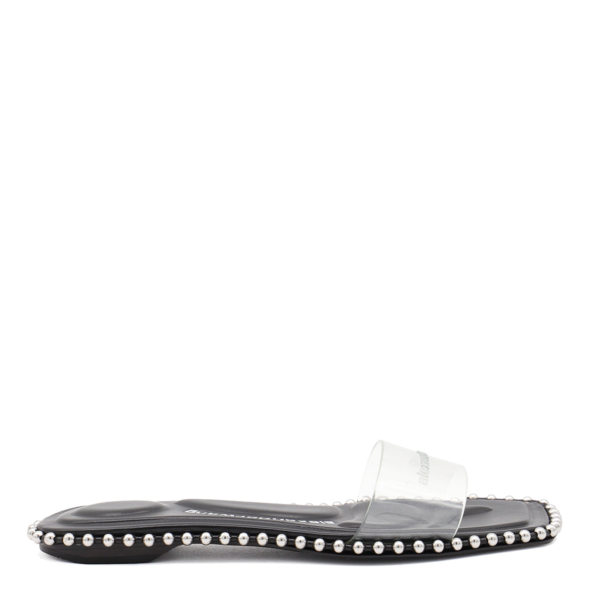 BLACK FLATS