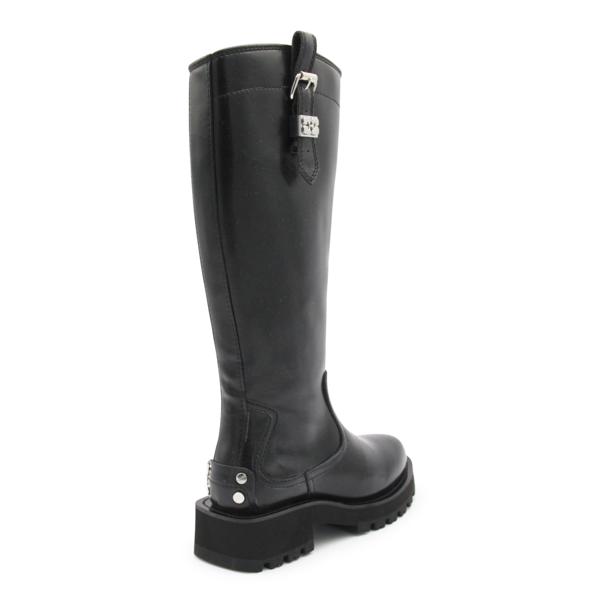 BLACK BOOTS