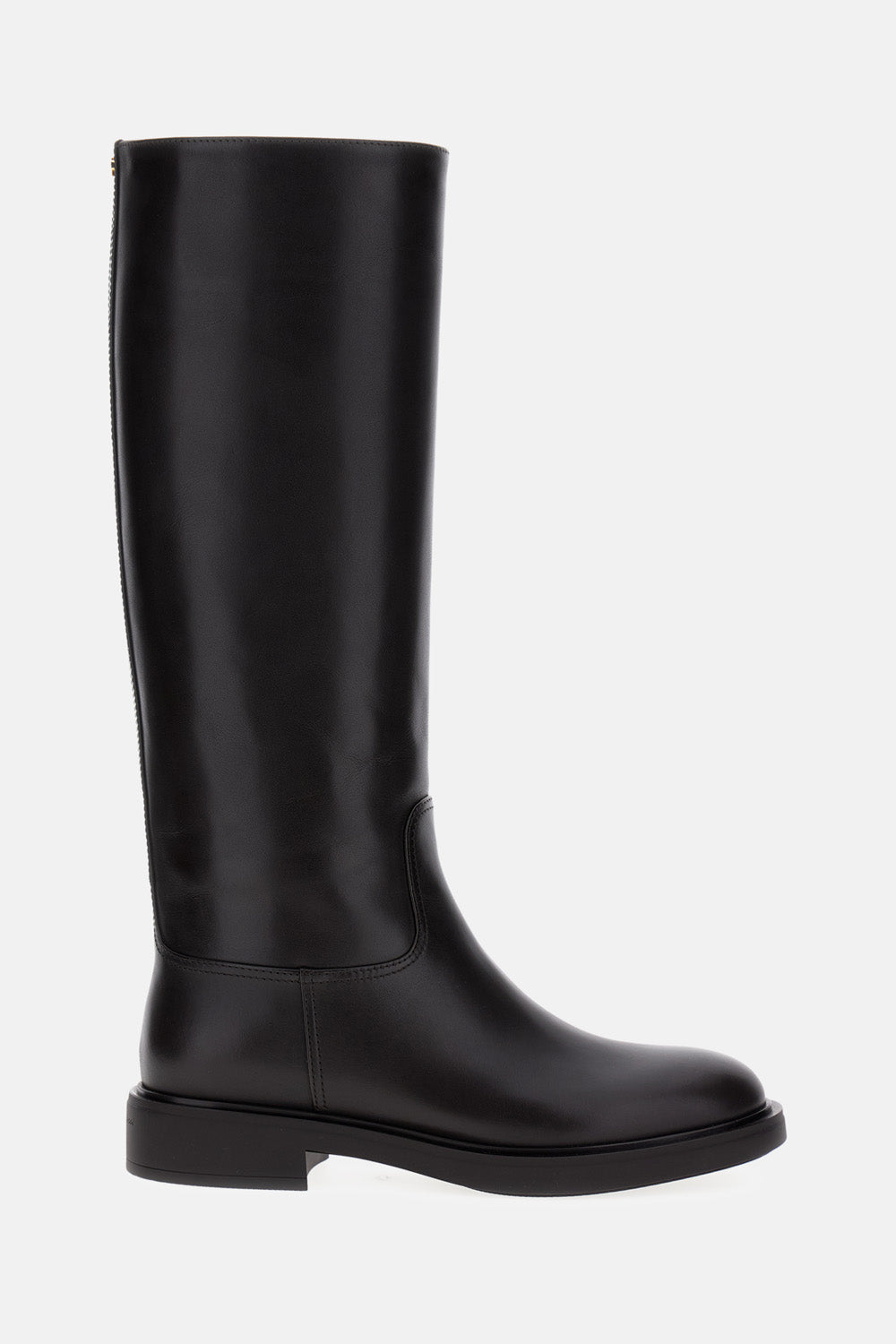 HIGH BOOTS.