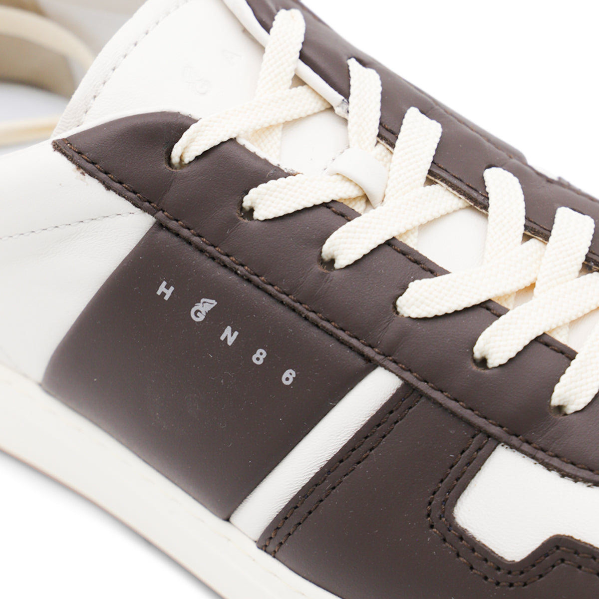 BROWN LEATHER SNEAKERS