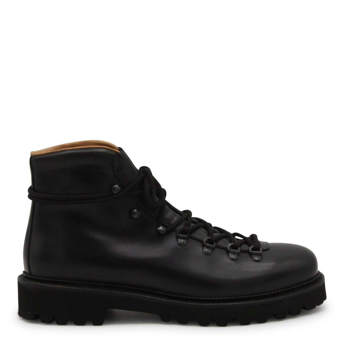 BLACK LEATHER BOOTS
