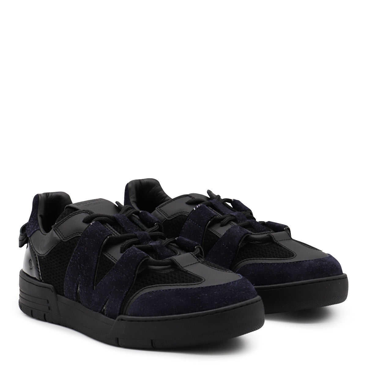 BLACK SNEAKERS