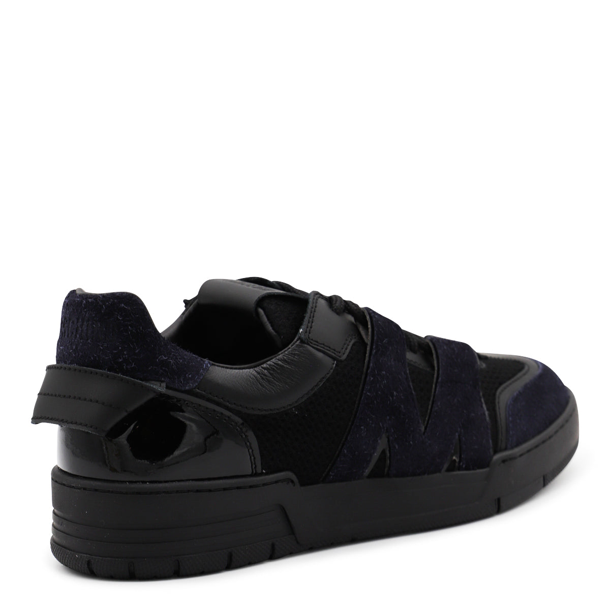 BLACK SNEAKERS